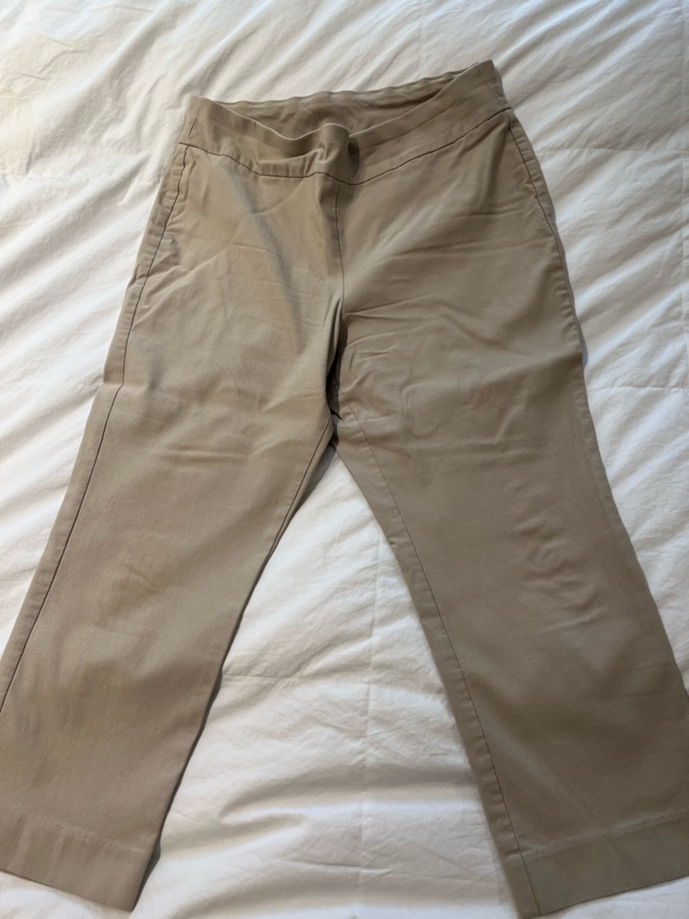 Womens Straight-Leg Khaki Capri
